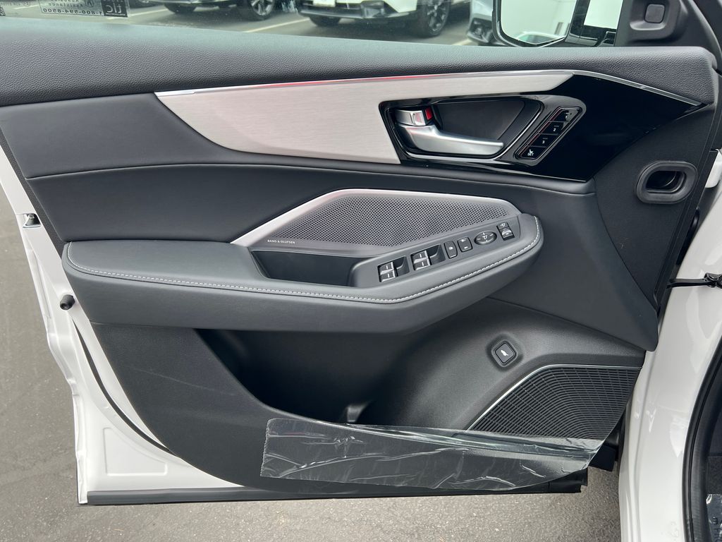 2026 Acura MDX SH-AWD Technology photo 11