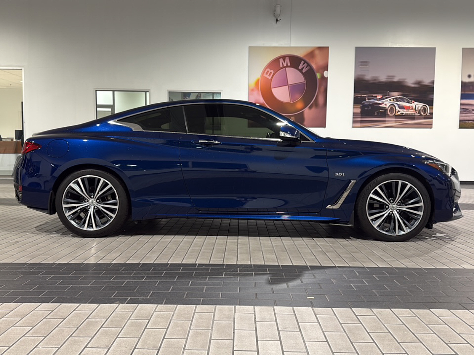 2019 Infiniti Q60 3.0t Luxe photo 3