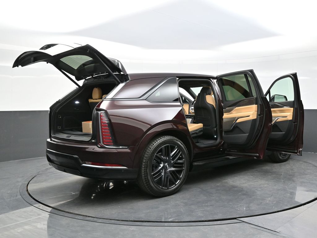 2025 Cadillac Escalade IQ Sport photo 37