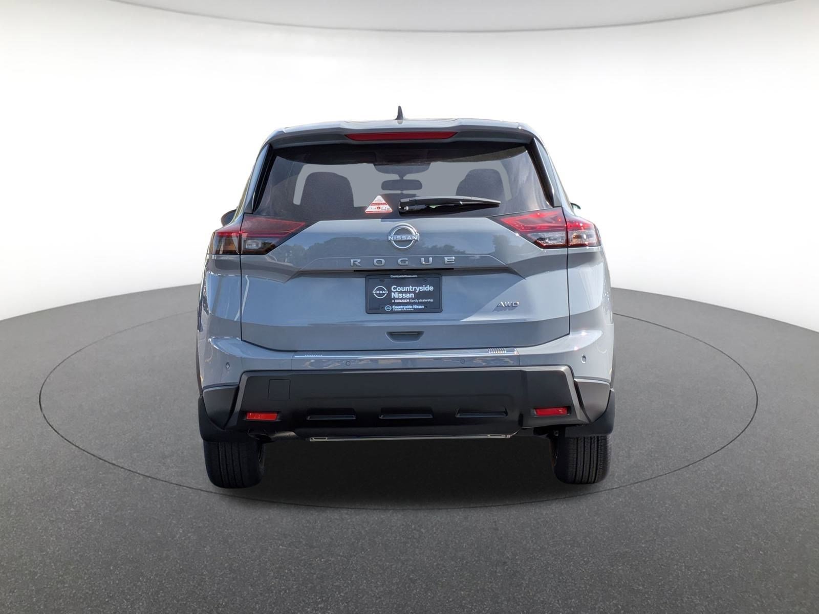 2026 Nissan Rogue SV photo 6