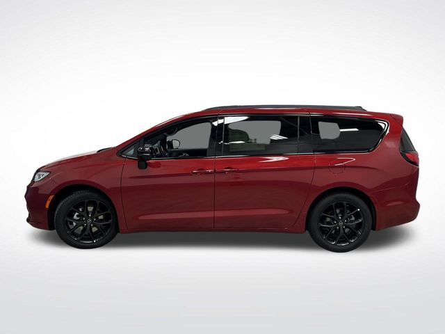 2026 Chrysler Pacifica Limited photo 11