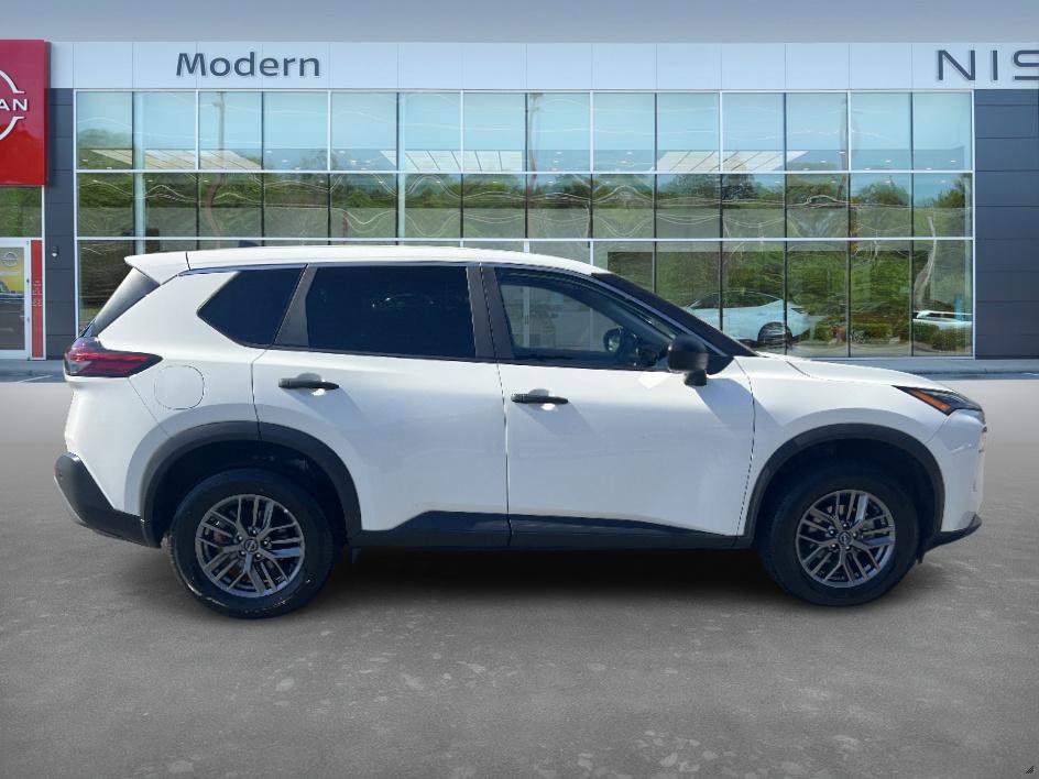 2023 Nissan Rogue S photo 4