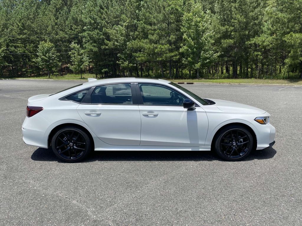 2025 Honda Civic Hybrid Sport photo 2