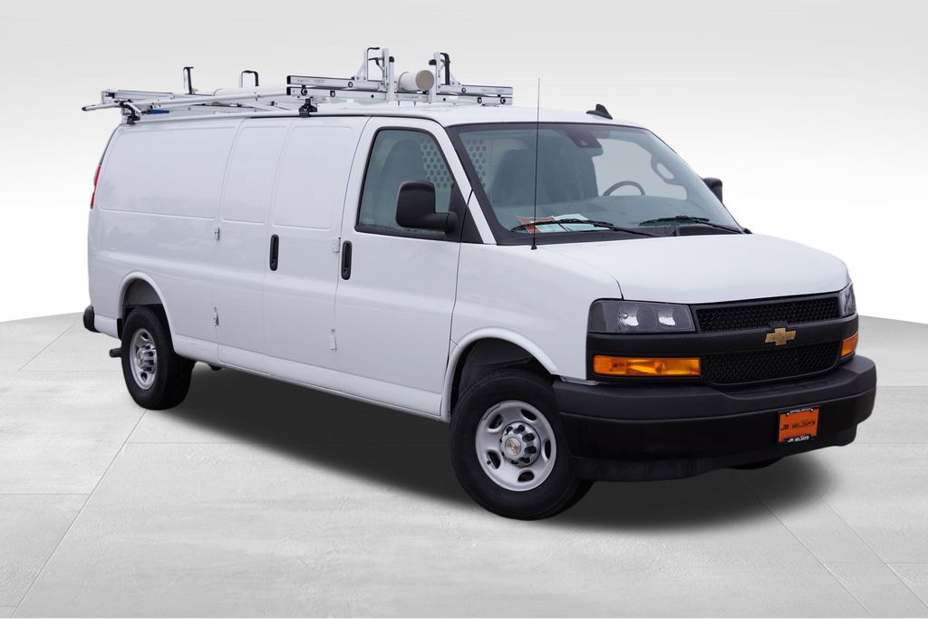 2025 Chevrolet Express Cargo Work Van's photo