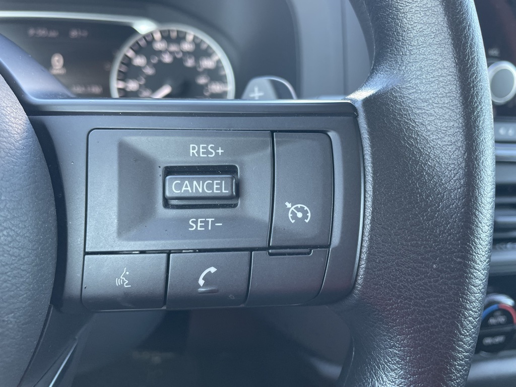 2024 Nissan Pathfinder S photo 8