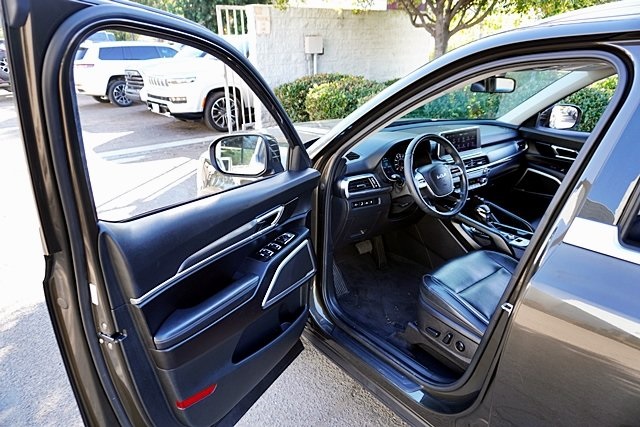 Used 2022 Green Kia S image 30