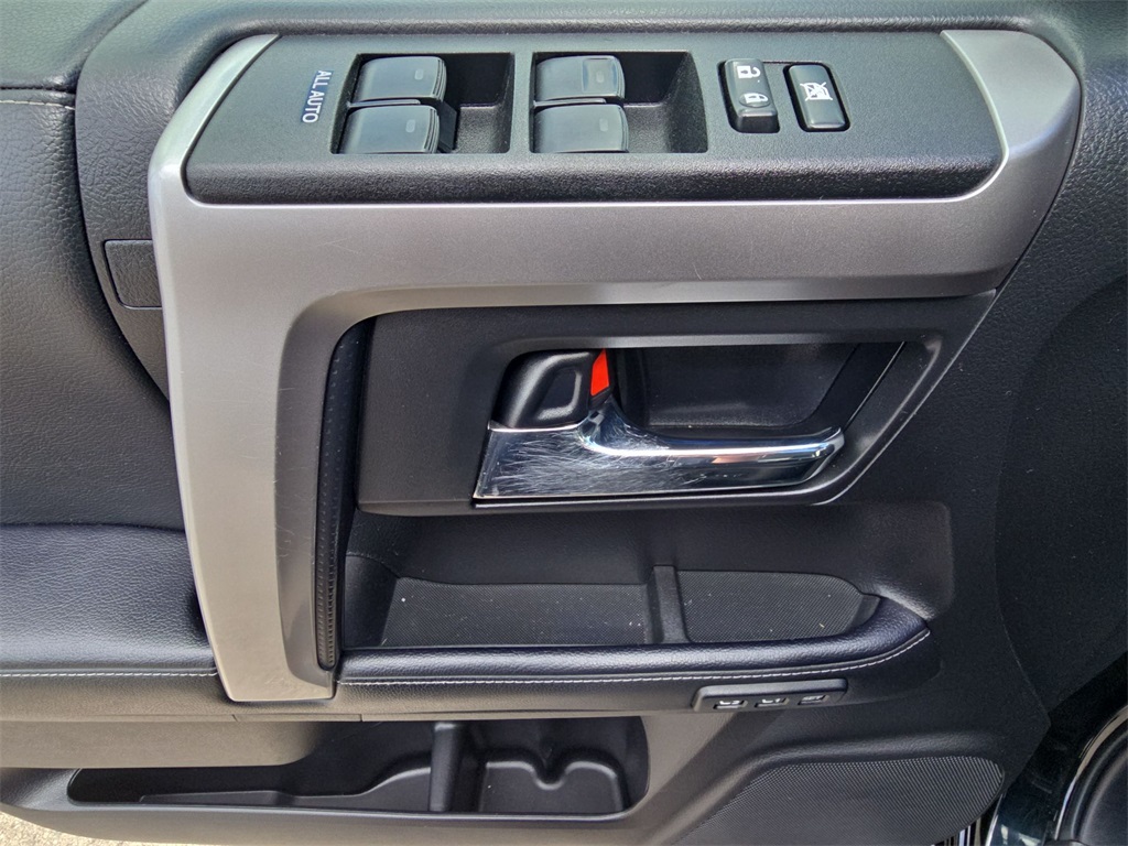 2022 Toyota 4Runner Limited photo 19
