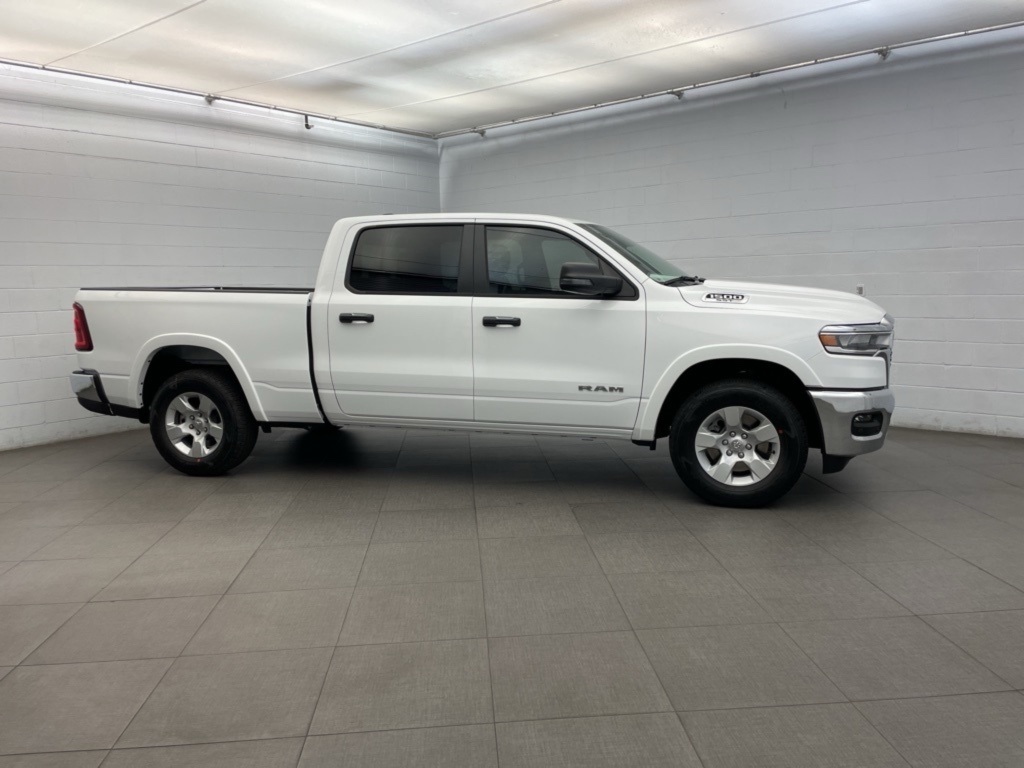 2025 Ram 1500 Big Horn Lone Star photo 2