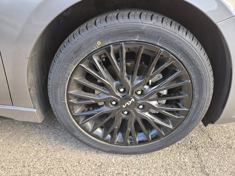 2023 Kia Forte GT-Line photo 3