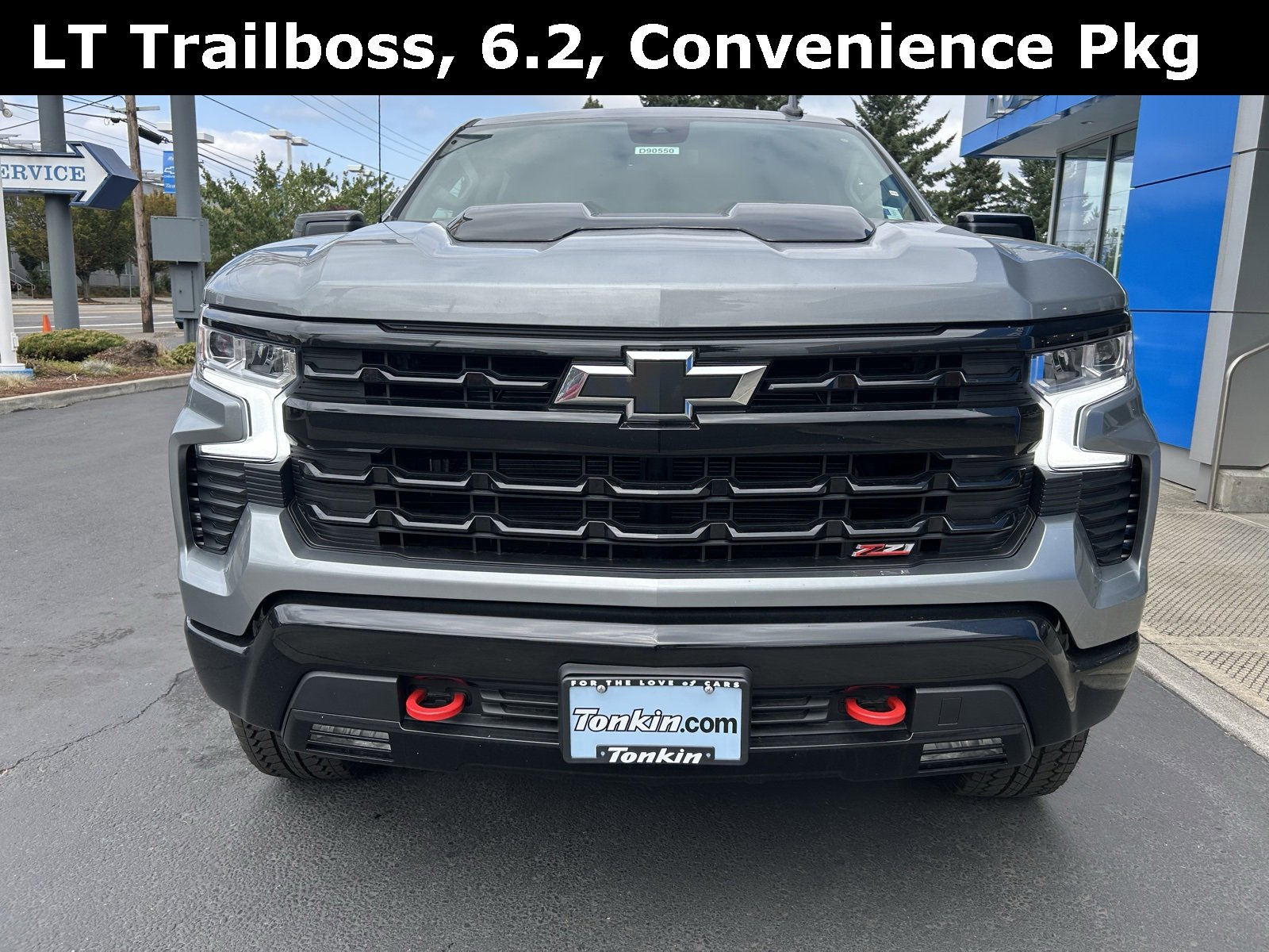 2025 Chevrolet Silverado 1500 LT Trail Boss photo 2