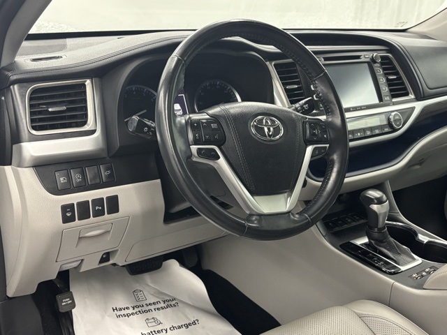 2018 Toyota Highlander Limited photo 17
