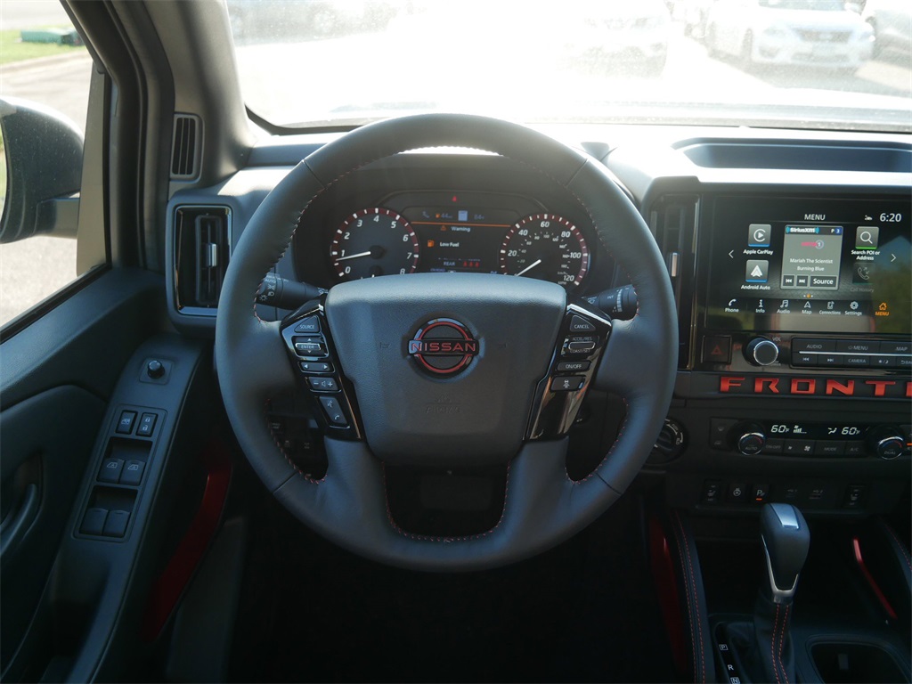 2026 Nissan Frontier PRO-4X photo 8