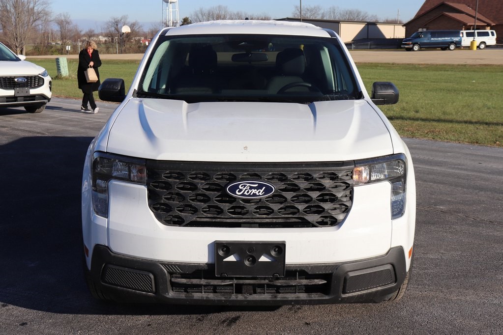 2025 Ford Maverick XL photo 2