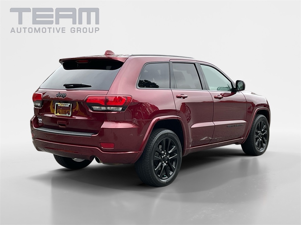 2020 Jeep Grand Cherokee Altitude photo 4