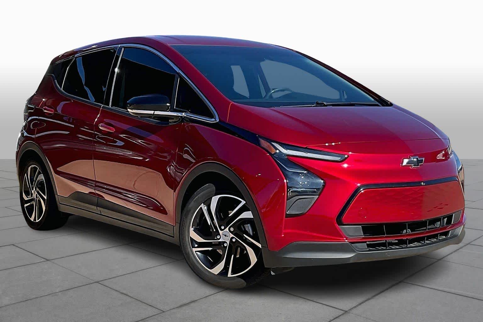 Used 2022 Chevrolet Bolt EV 2LT with VIN 1G1FX6S08N4102175 for sale in Oklahoma City, OK