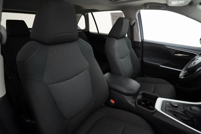 2022 Toyota RAV4 Hybrid XLE photo 21