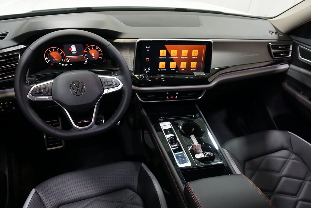 2025 Volkswagen Atlas Peak Edition SE photo 16