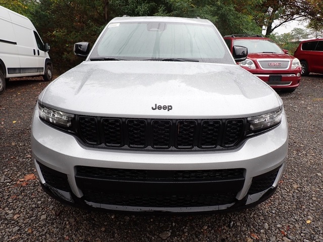 2025 Jeep Grand Cherokee Altitude X photo 6