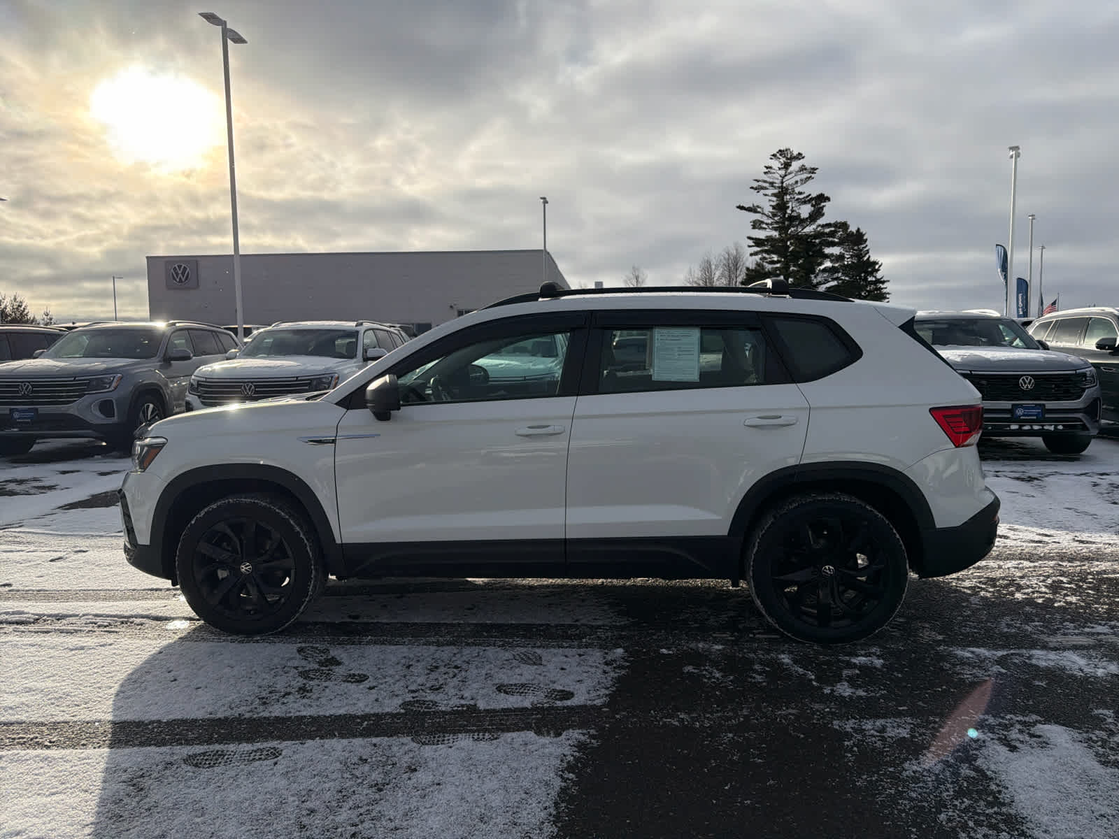 Certified 2024 Volkswagen Taos S with VIN 3VV8X7B20RM075587 for sale in Hermantown, Minnesota