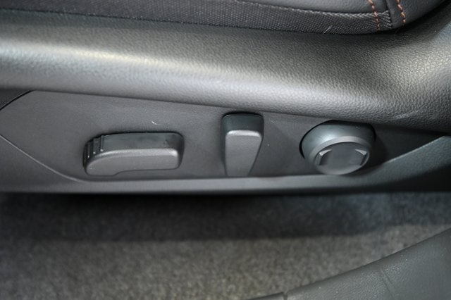 2025 Subaru Forester Touring photo 16