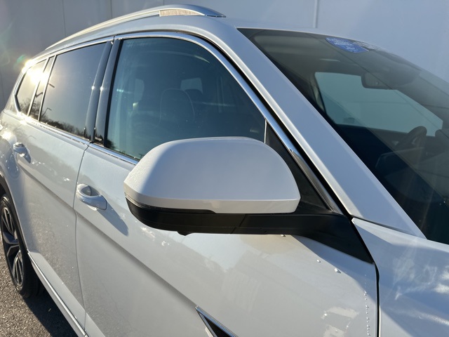 2025 Volkswagen Atlas SEL Premium R-Line photo 4