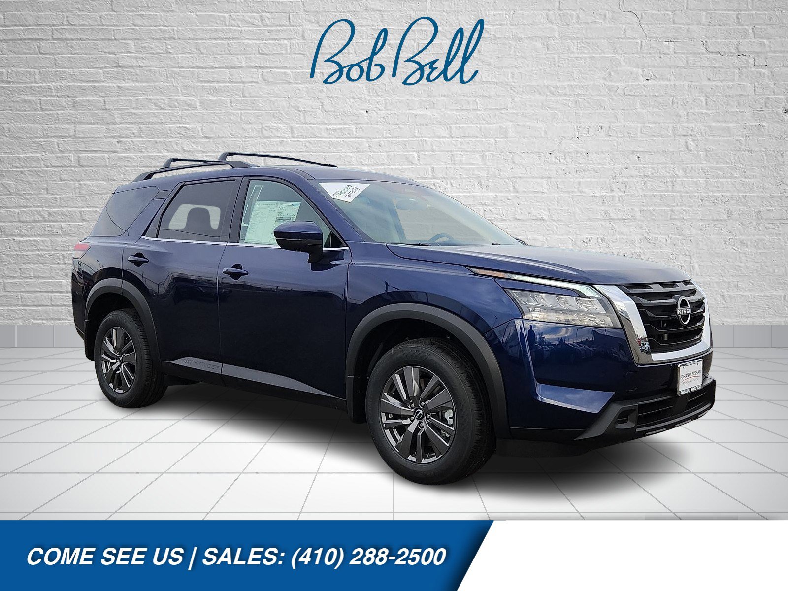 2025 Nissan Pathfinder SV's photo