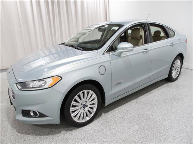 2014 Ford Fusion Energi SE photo 3