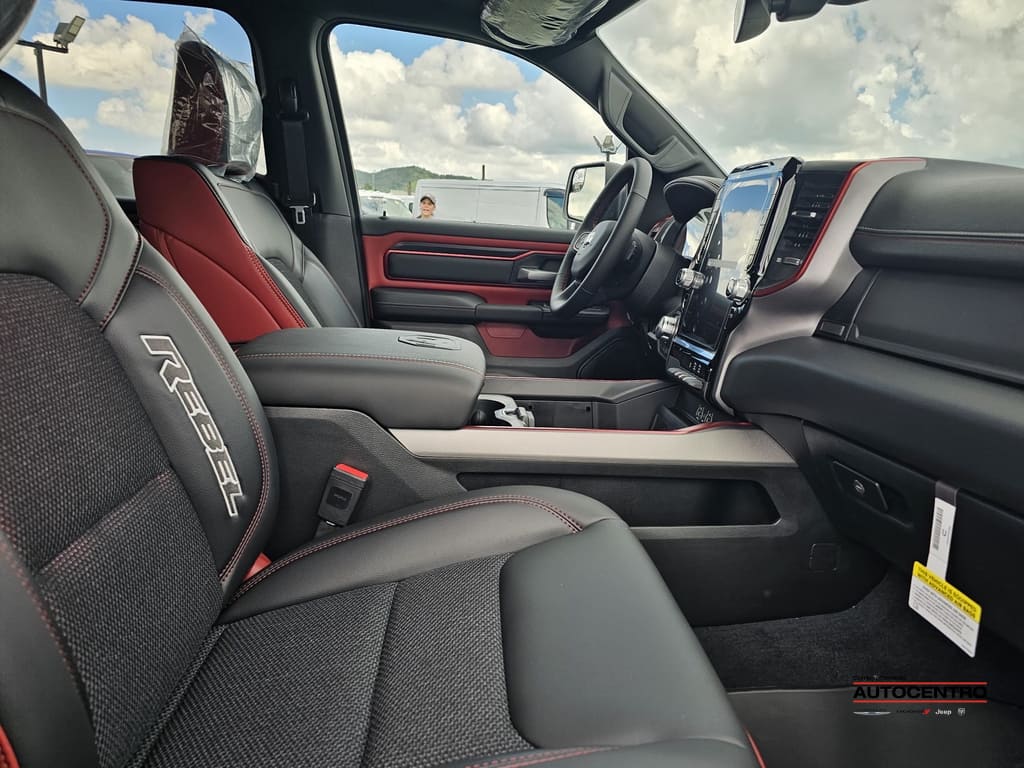 2025 Ram 1500 Rebel photo 4