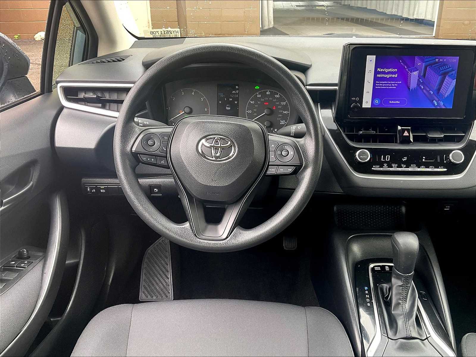 2023 Toyota Corolla Hybrid LE photo 17