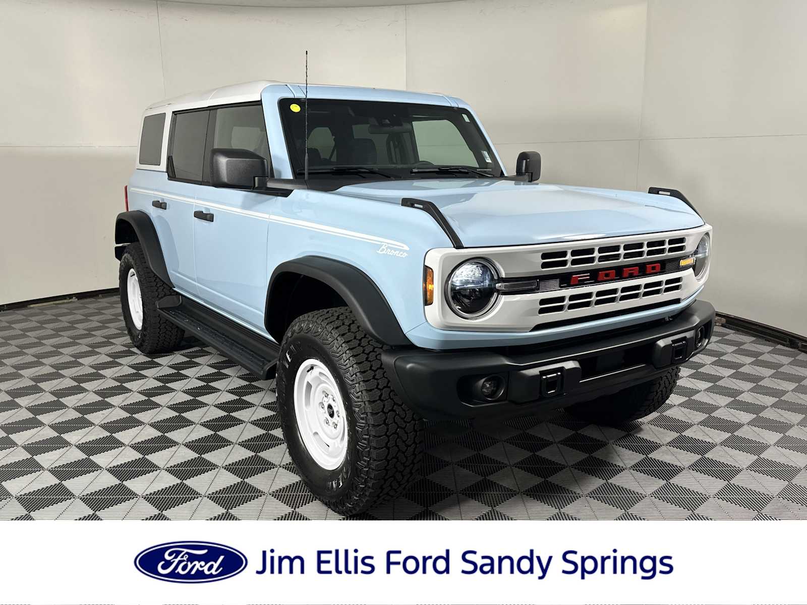 2025 Ford Bronco 4-Door Heritage Editon's photo