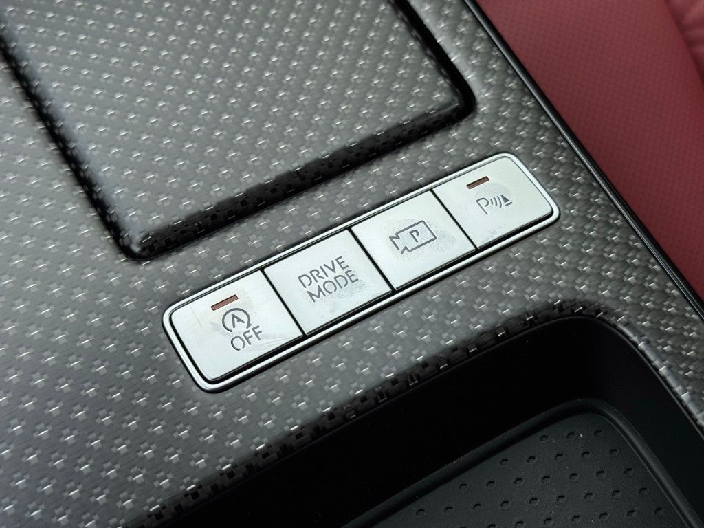 2025 Genesis G80 3.5T Sport Prestige photo 35