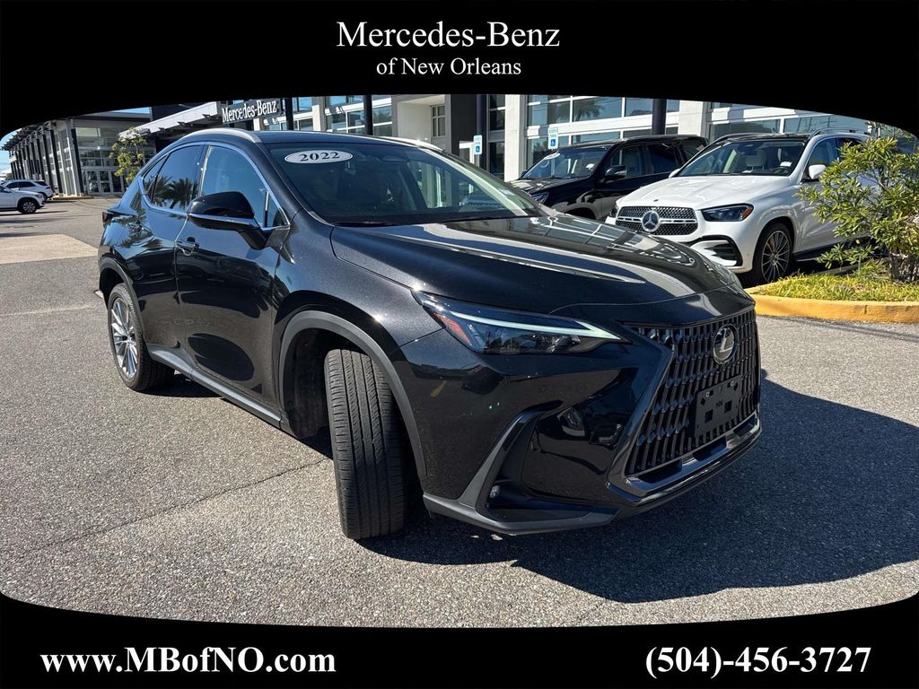 2022 Lexus NX Hybrid 350h's photo