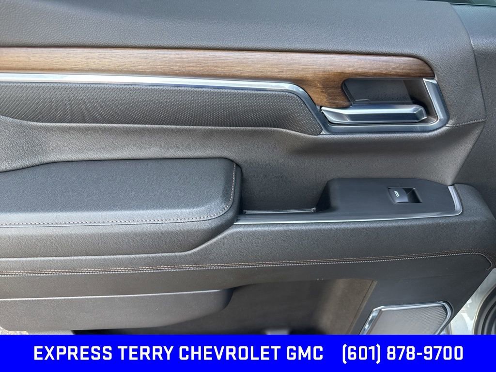 2024 Chevrolet Silverado 1500 High Country photo 30