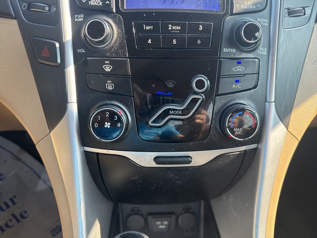 2012 Hyundai Sonata GLS photo 8