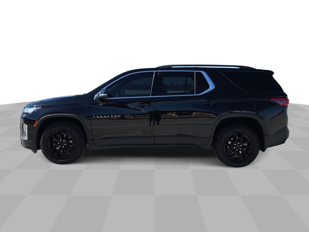 2023 Chevrolet Traverse Cloth photo 2