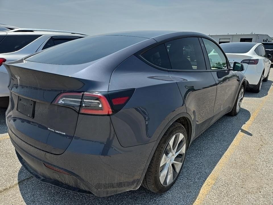 2021 Tesla Model Y Long Range photo 4