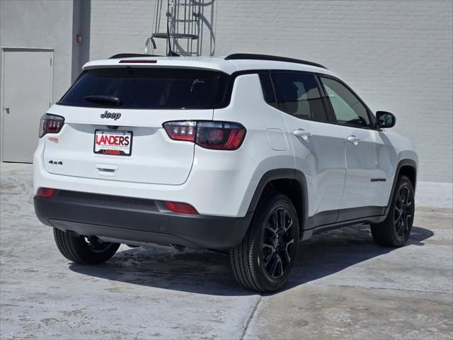 2026 Jeep Compass Latitude Altitude photo 2