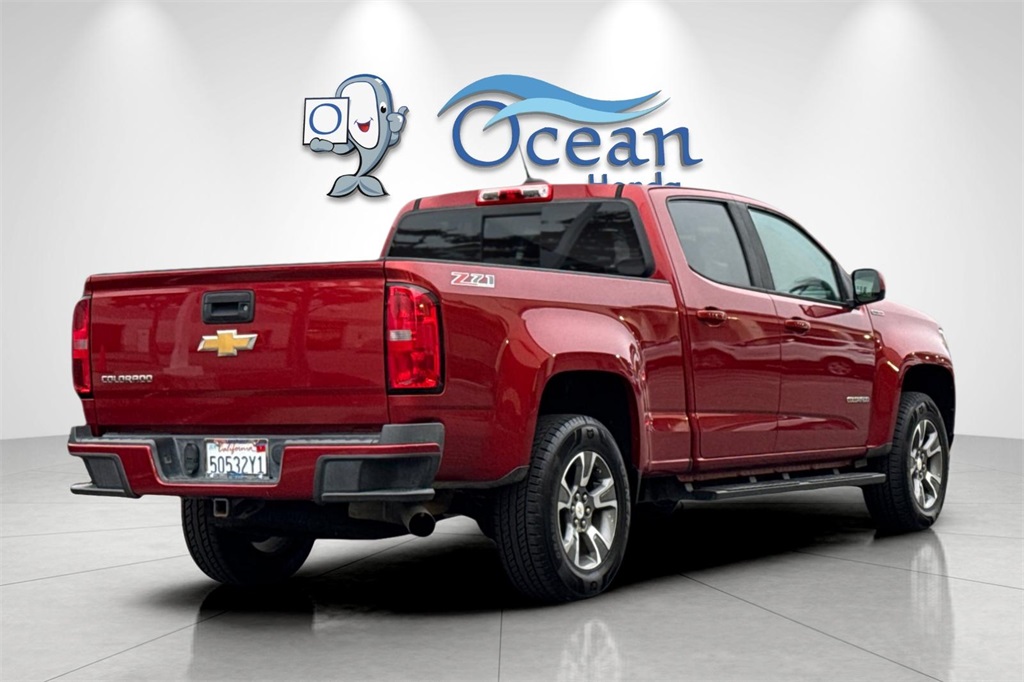 2016 Chevrolet Colorado Z71 photo 2