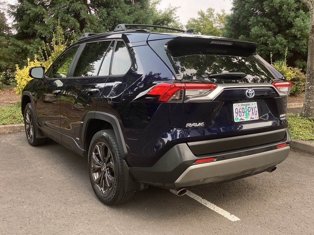 2024 Toyota RAV4 Hybrid Limited photo 5