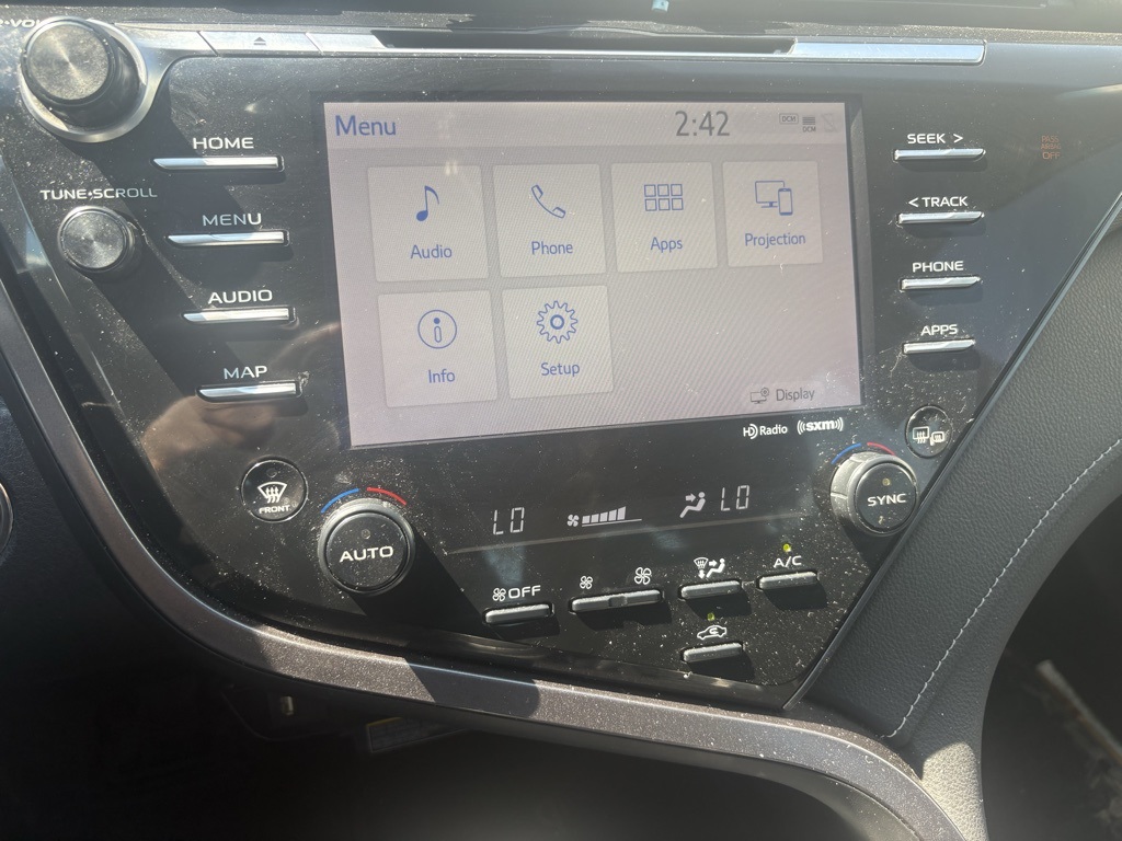 2020 Toyota Camry XSE photo 15