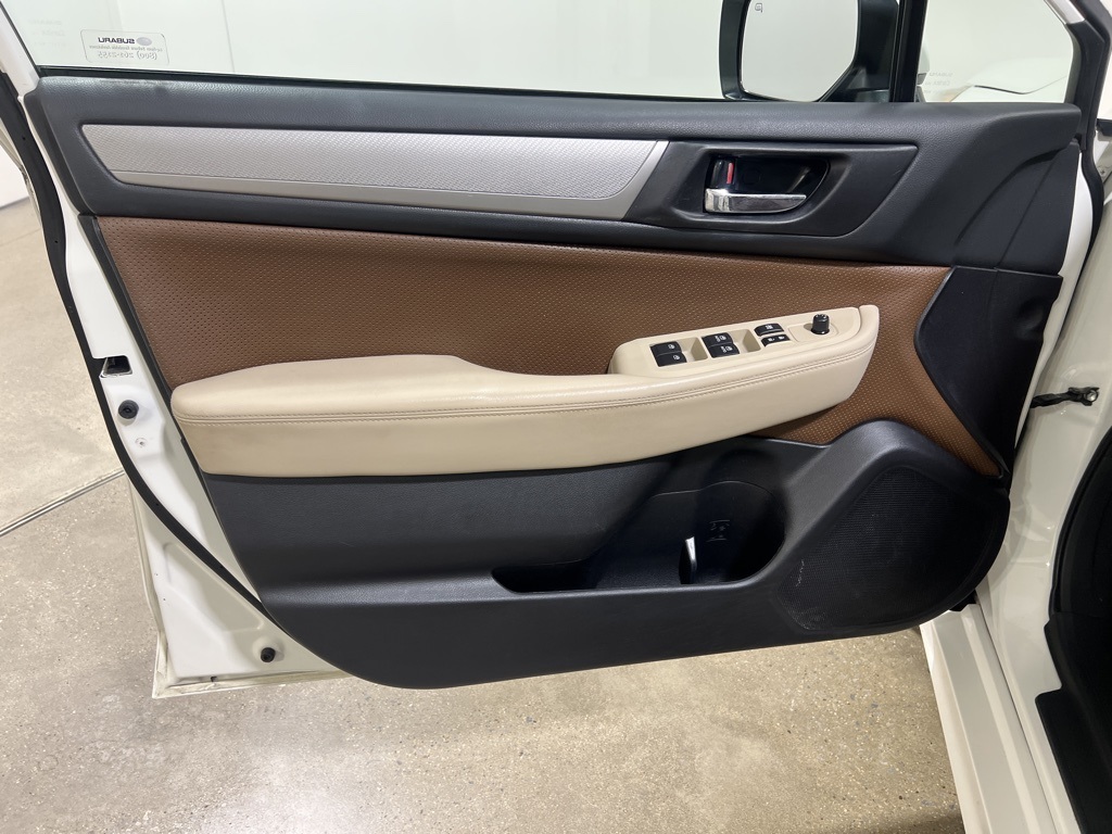 2017 Subaru Legacy 2.5i photo 8