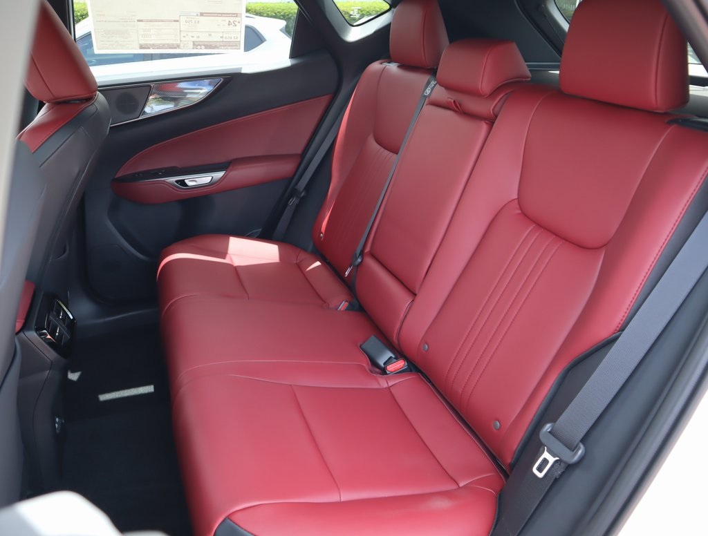 2025 Lexus NX 350 photo 28