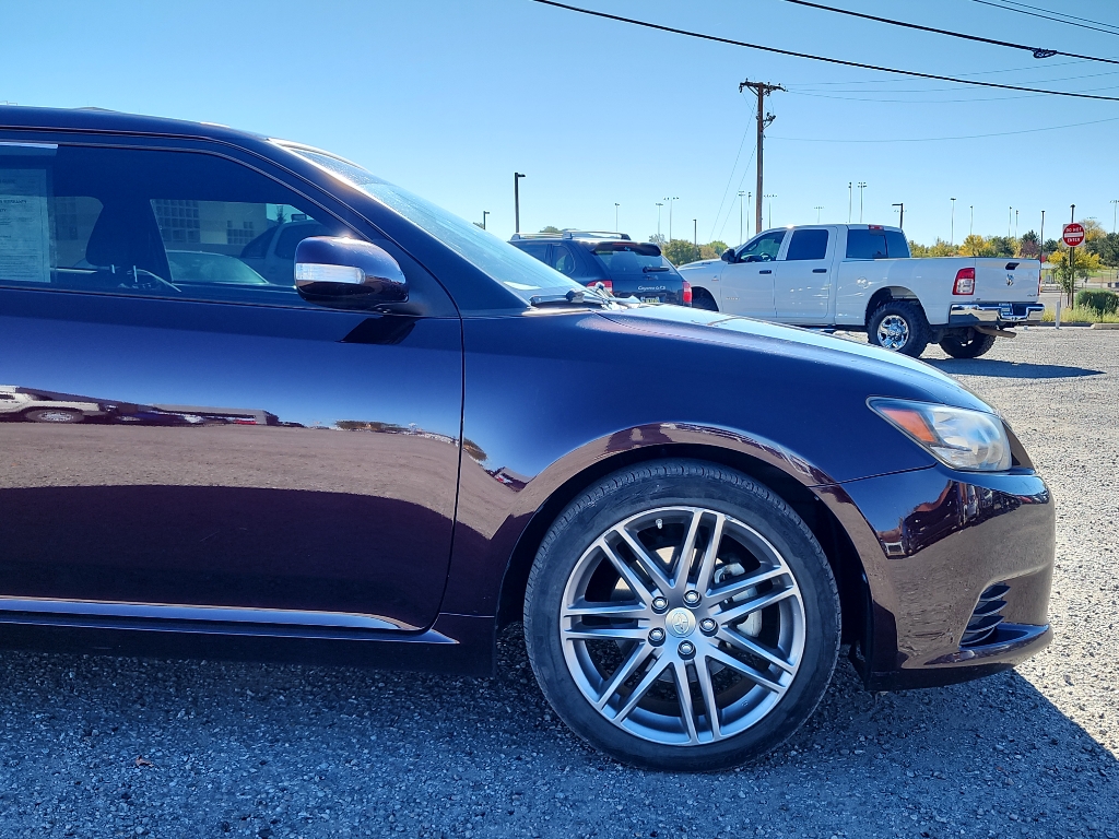 2011 Scion tC Base photo 3