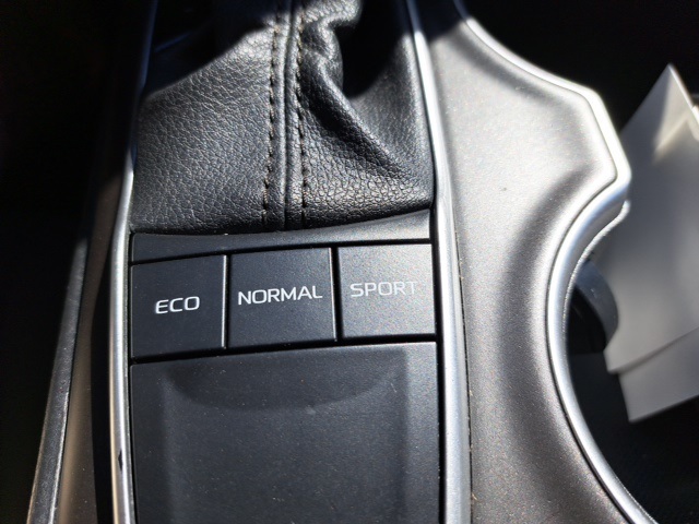 2023 Toyota Camry LE photo 20
