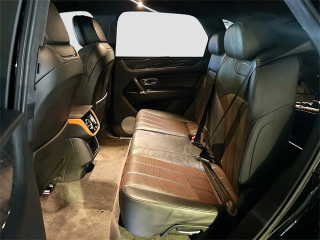 2020 Bentley Bentayga V8 photo 12