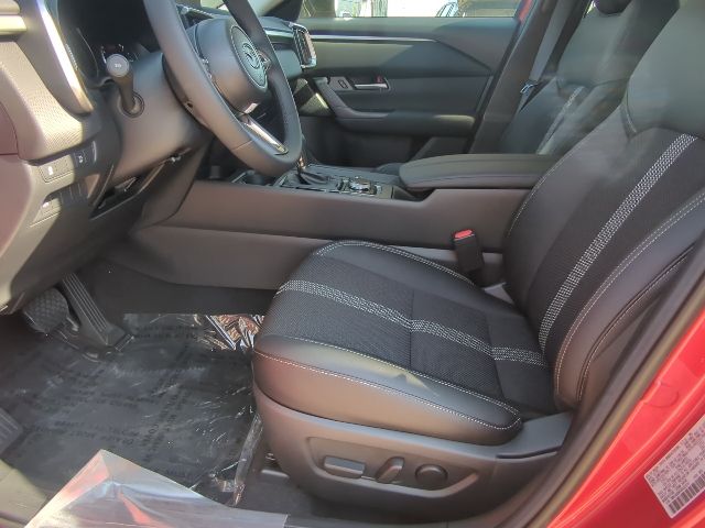 2025 Mazda CX-50 2.5 S Preferred photo 9