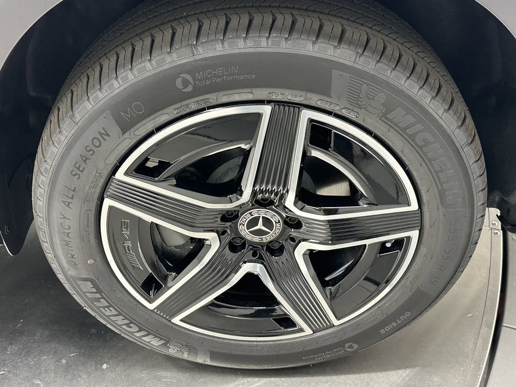 2026 Mercedes Benz GLC 300 photo 23