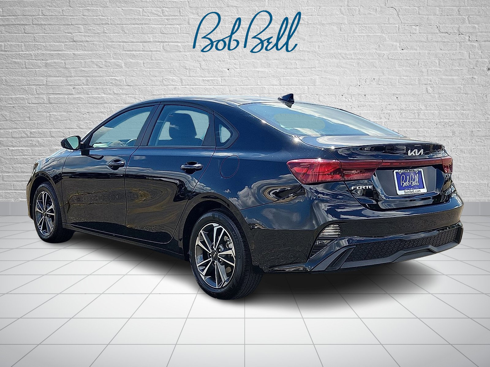 2024 Kia Forte LXS photo 4