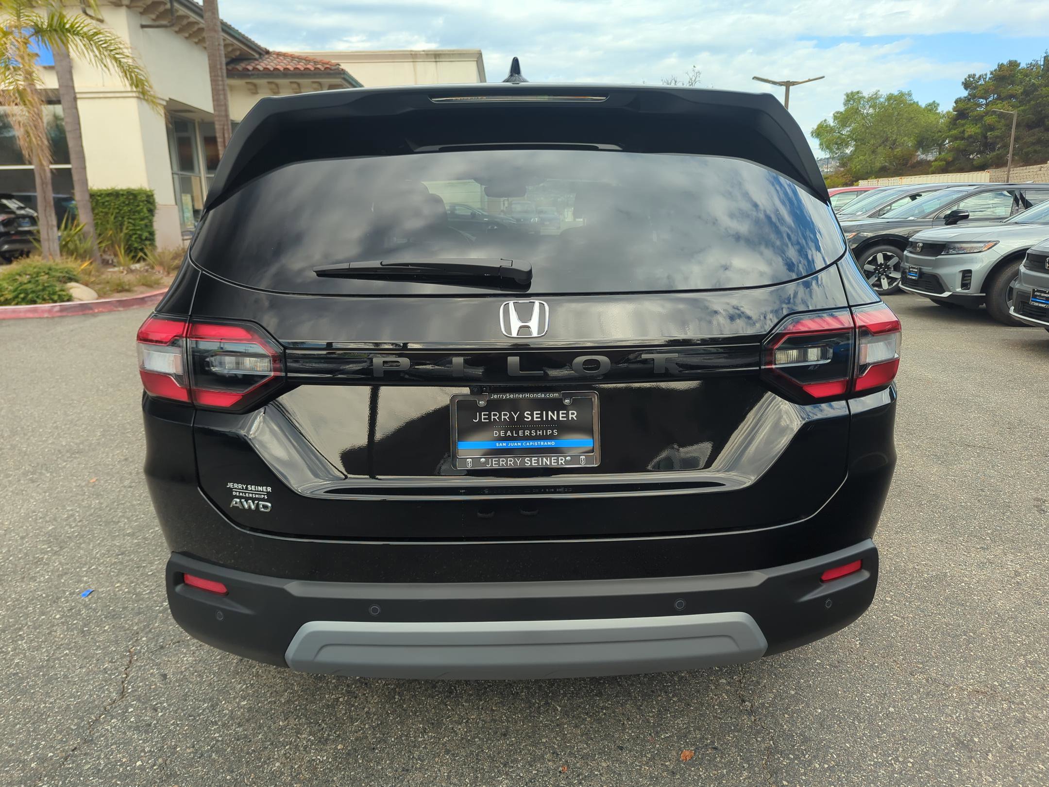 2025 Honda Pilot EX-L photo 4