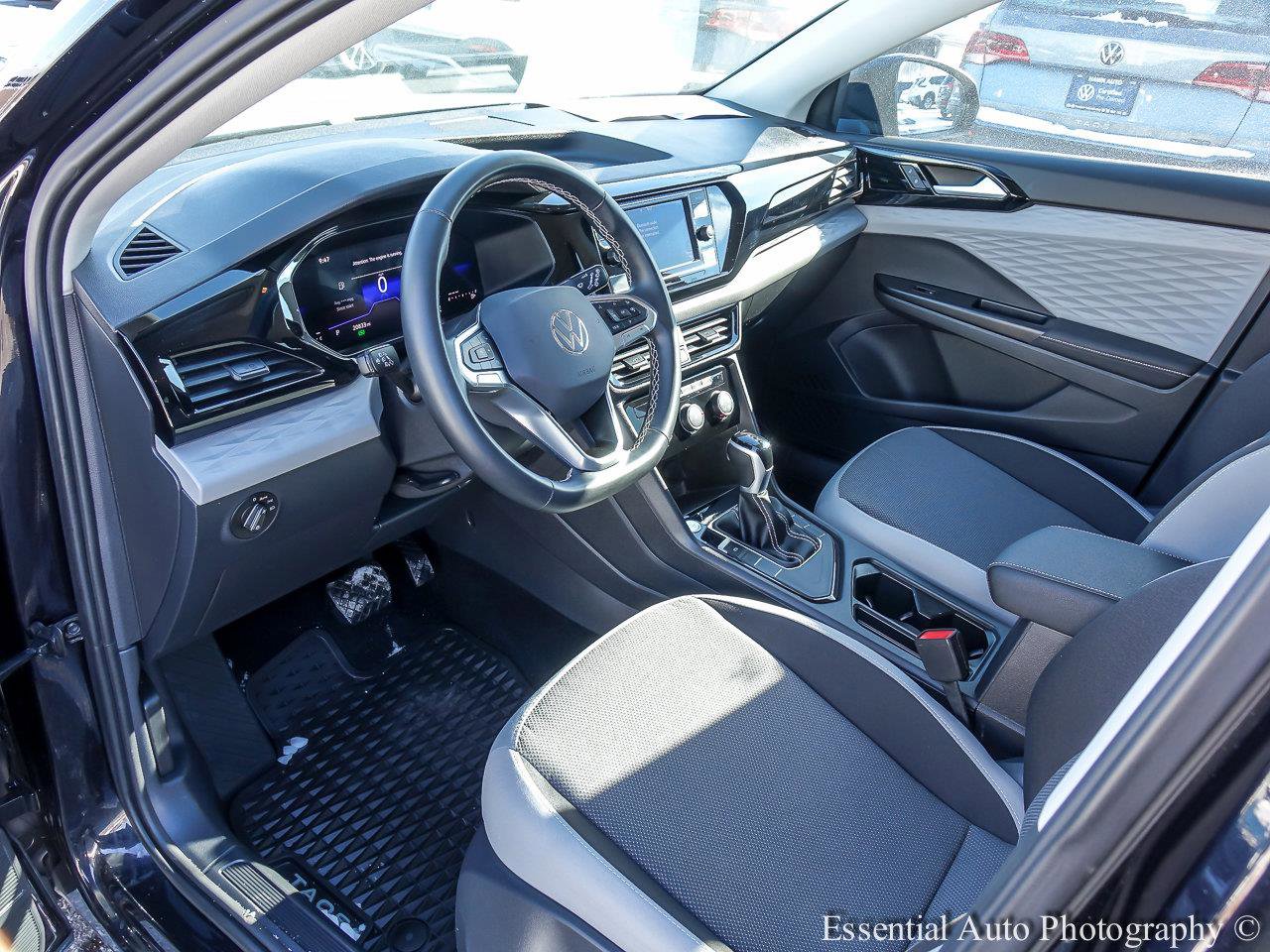 2024 VOLKSWAGEN TAOS - Image 8